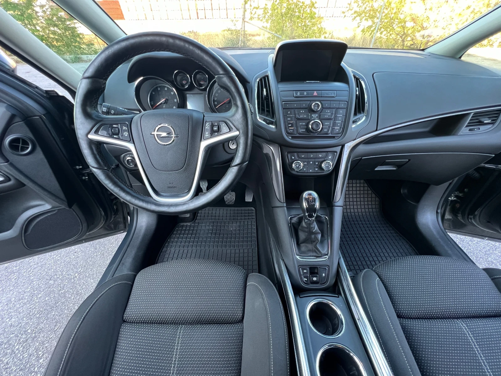 Opel Zafira Tourer 2.0 CDTI / NAVI / ecoFLEX / EURO 6  - изображение 9