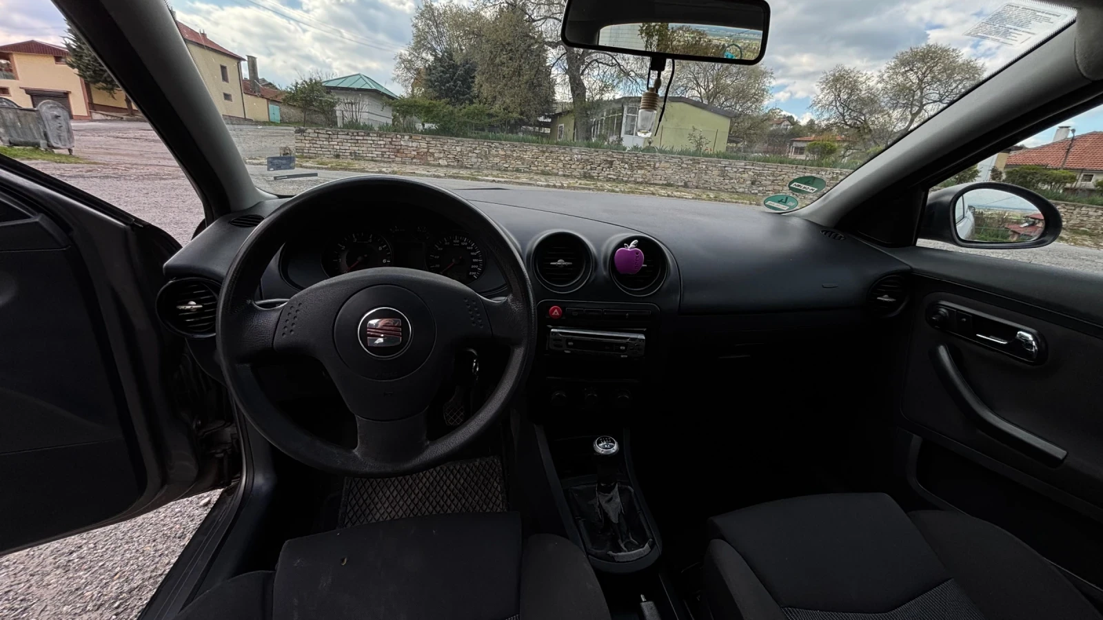 Seat Ibiza  - изображение 8