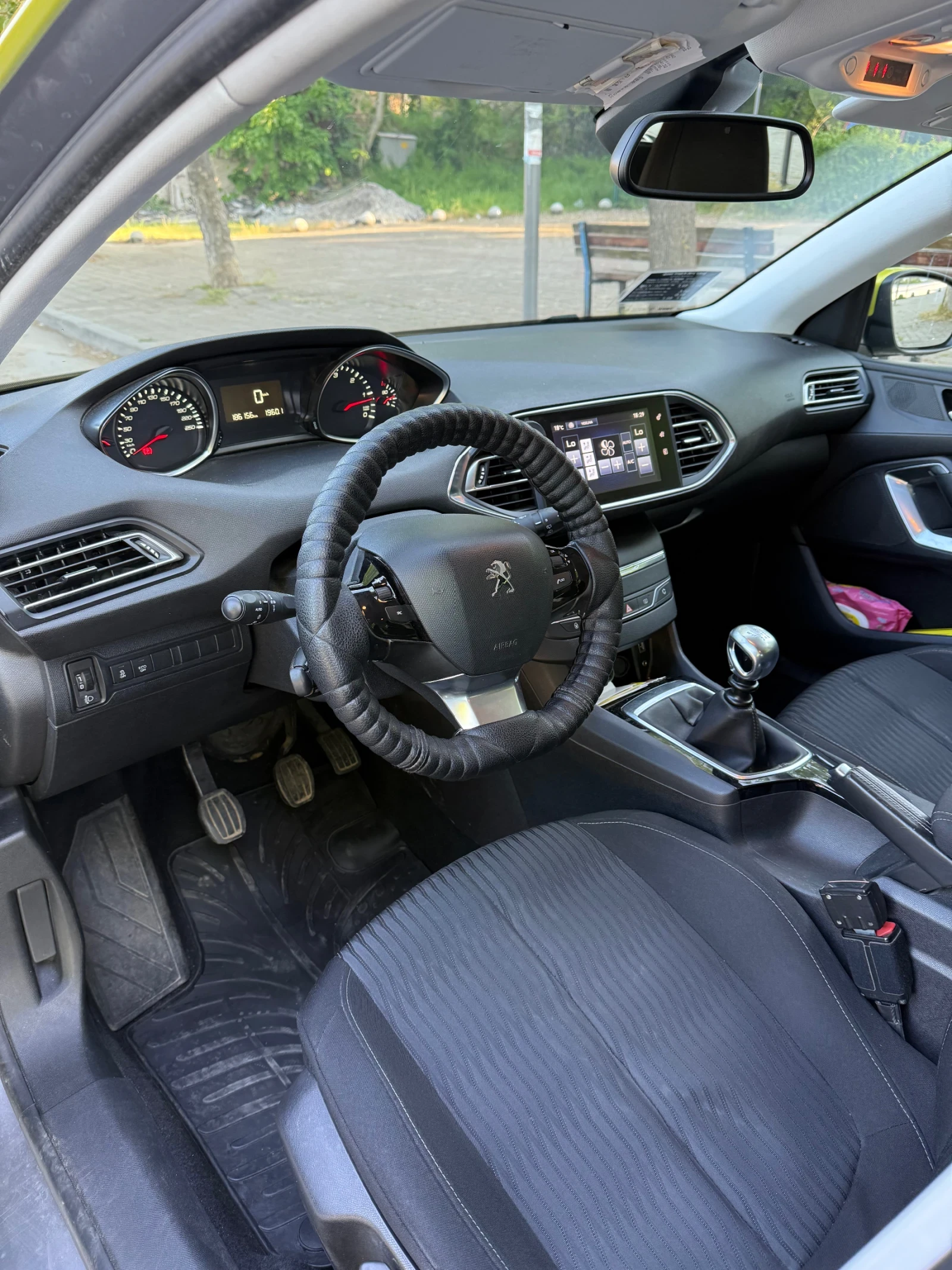 Peugeot 308  - изображение 8
