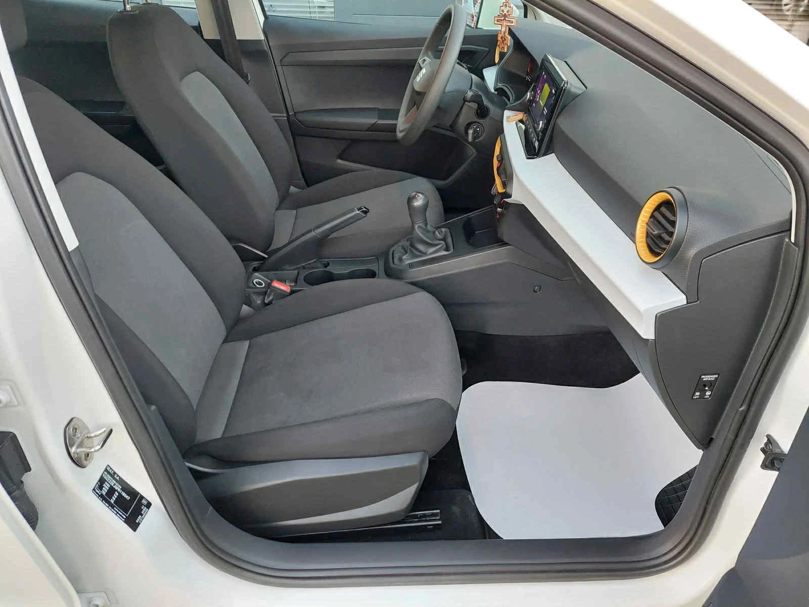 Seat Ibiza 25000 km | Mobile.bg � ����������� 12