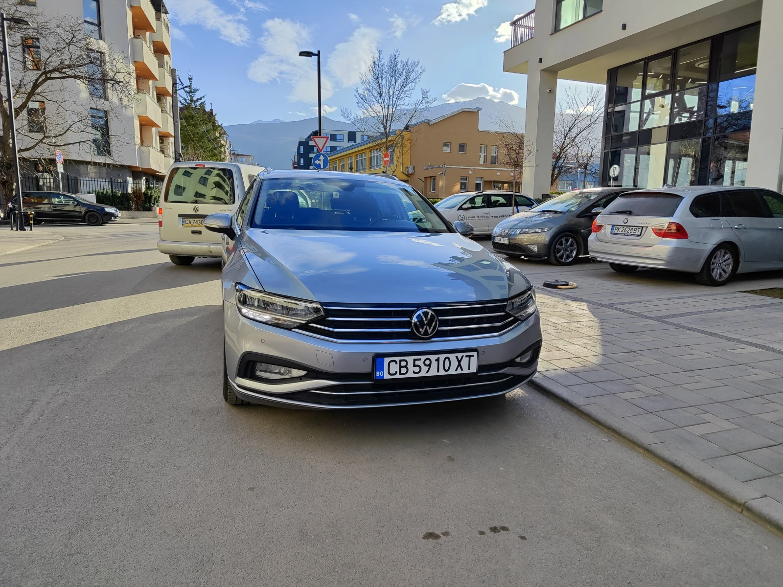 VW Passat 2.0 TDI Business - изображение 2