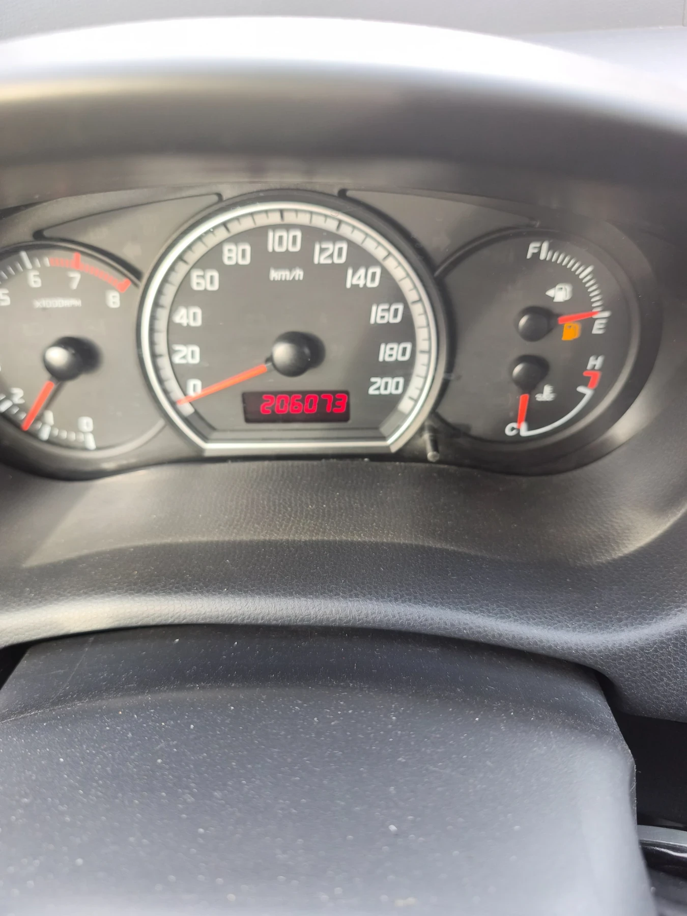 Suzuki Swift | Mobile.bg � ����������� 13