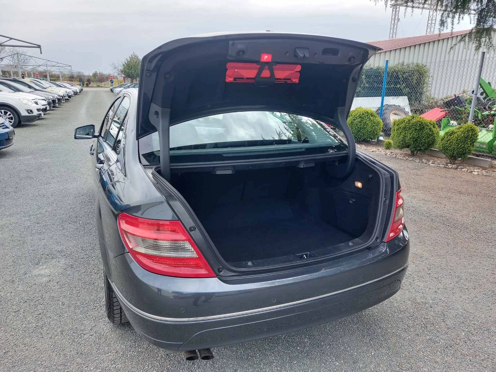 Mercedes-Benz C 180 1.8, снимка 8 - Автомобили и джипове - 54205855