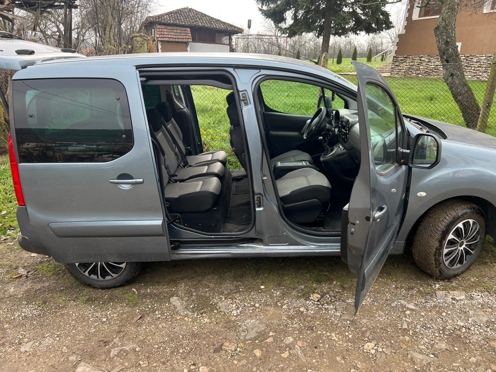 Peugeot Partner 1, 6 benzin