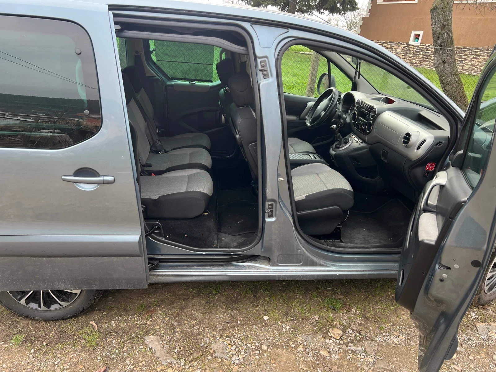 Peugeot Partner 1, 6 benzin, снимка 4 - Автомобили и джипове - 54278507