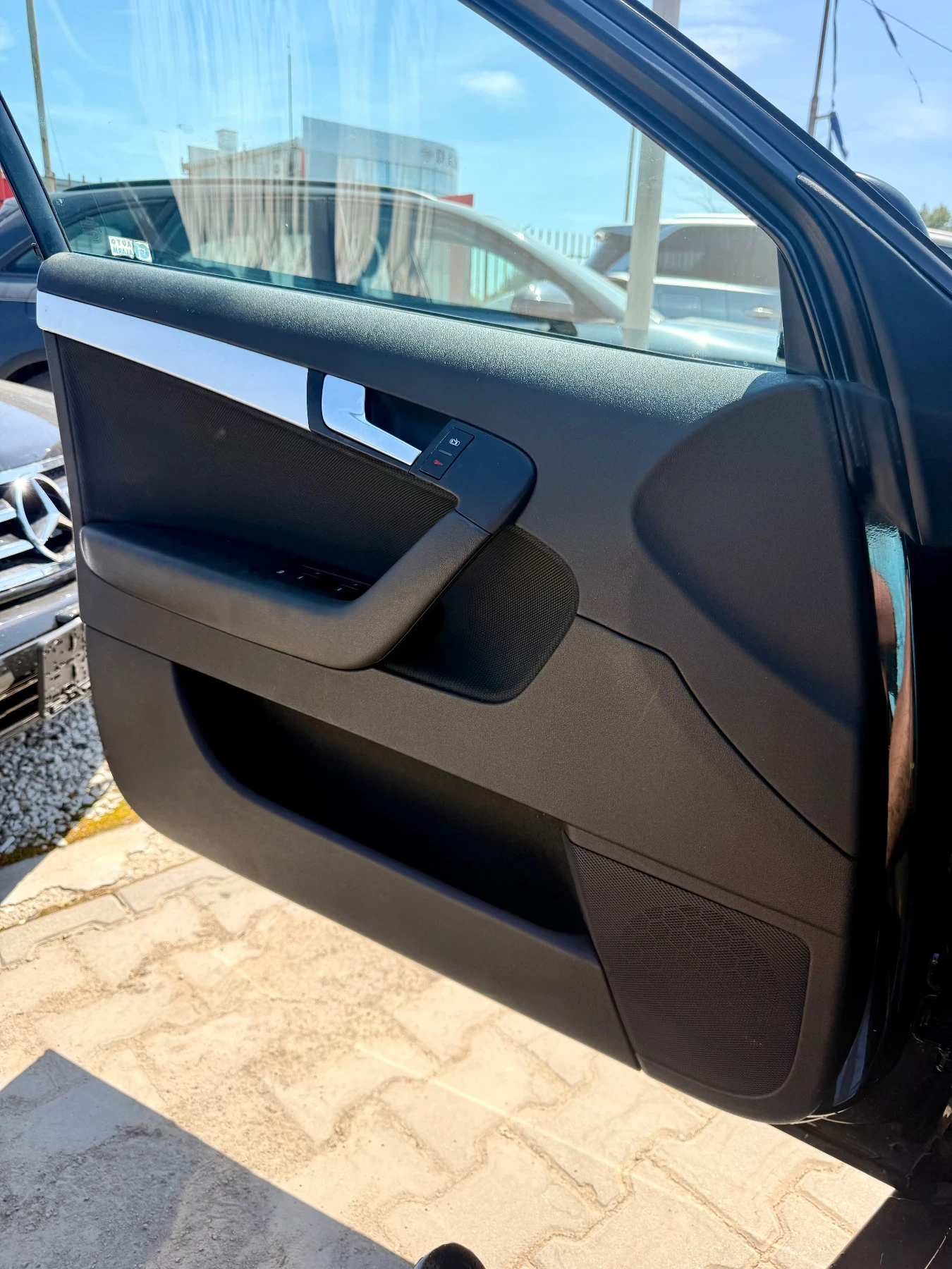 Audi A3 2.0* Нави* Нов съединител* Бартер* Лизинг* Реална*, снимка 15 - Автомобили и джипове - 54350009