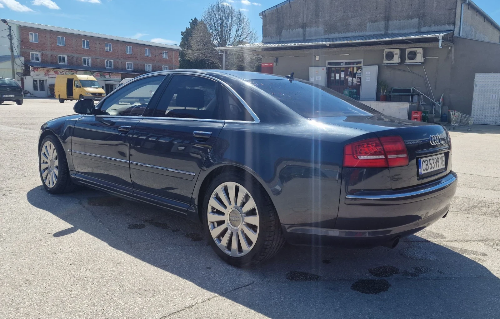 Audi A8, снимка 10 - Автомобили и джипове - 54647370