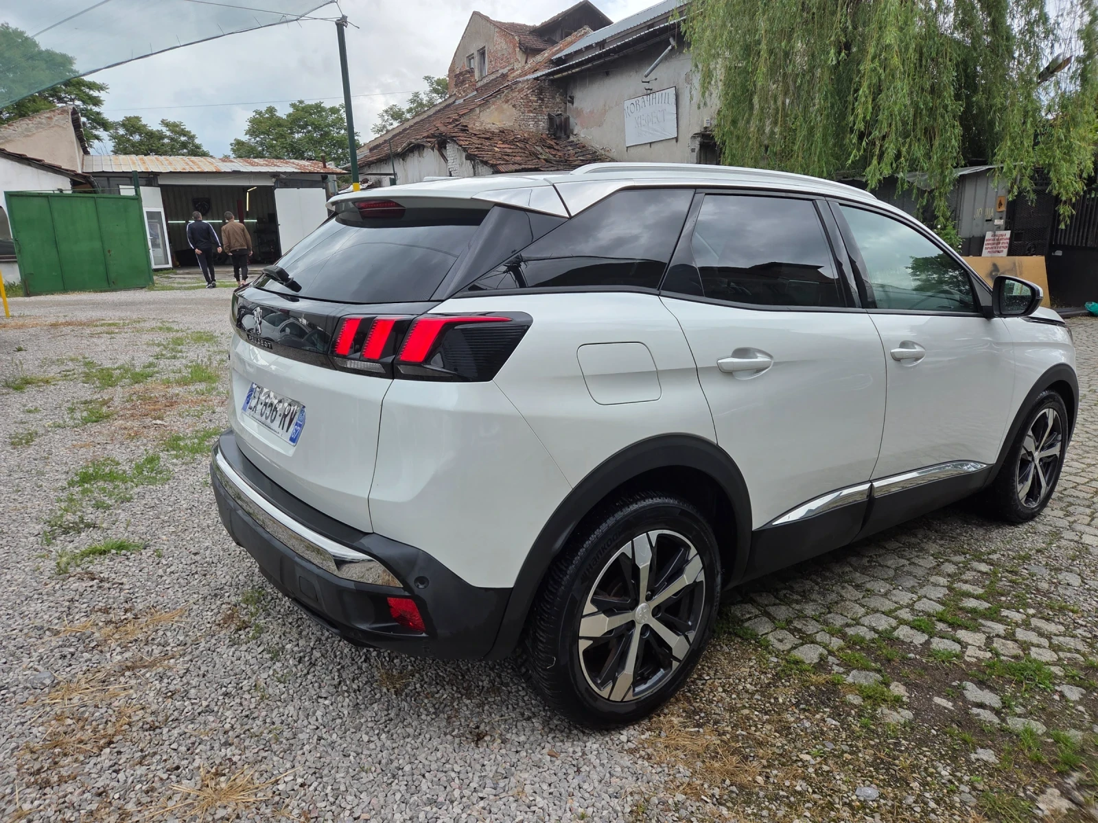 Peugeot 3008 GT, снимка 6 - Автомобили и джипове - 54657551