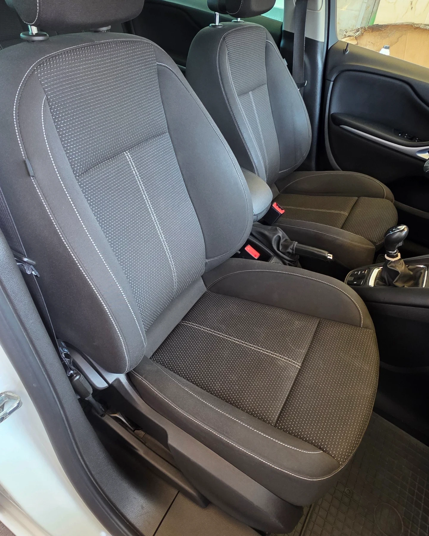 Opel Zafira 1.6turbo, 150к.с. 7места , Каско, Топ, снимка 14 - Автомобили и джипове - 54757787