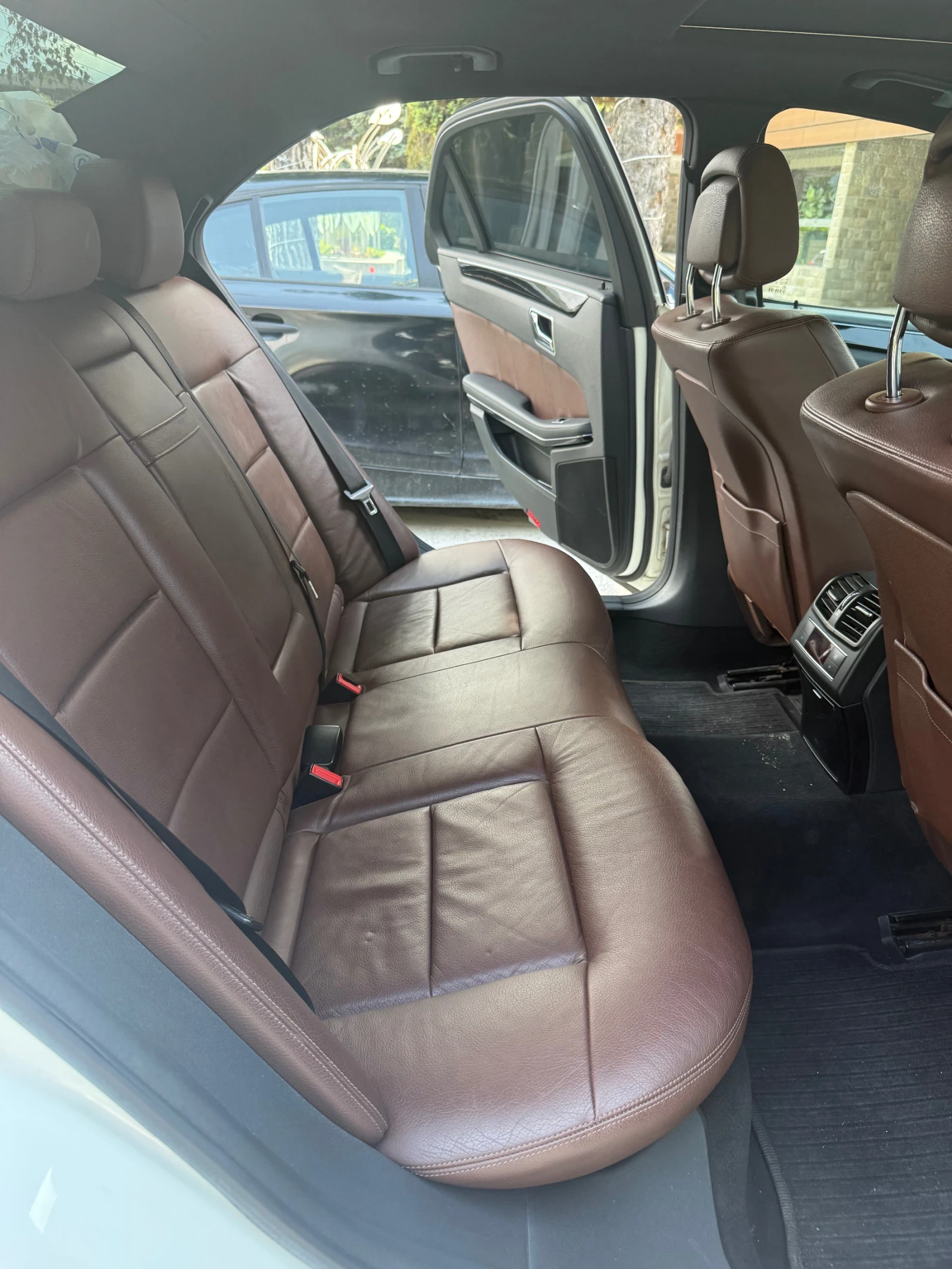 Mercedes-Benz E 350 350CDI, снимка 10 - Автомобили и джипове - 54792048