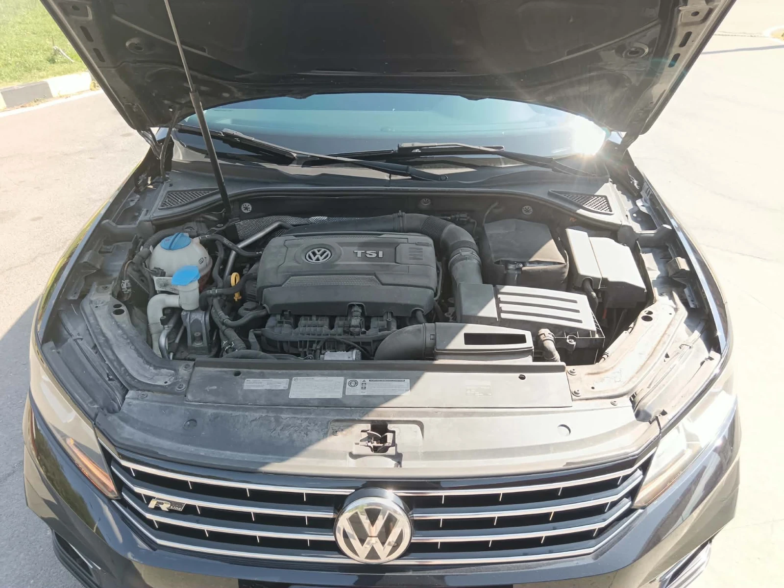 VW Passat B8 R-line 2017, снимка 14 - Автомобили и джипове - 55681561