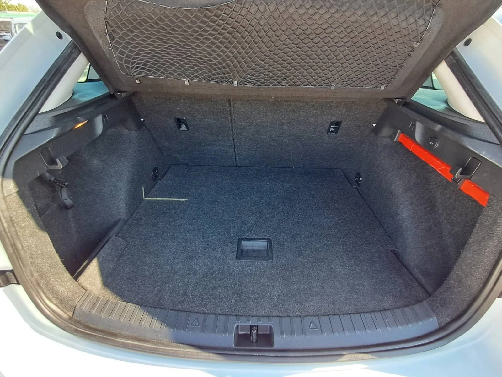 Skoda Scala 1.6TDI, снимка 15 - Автомобили и джипове - 55706168