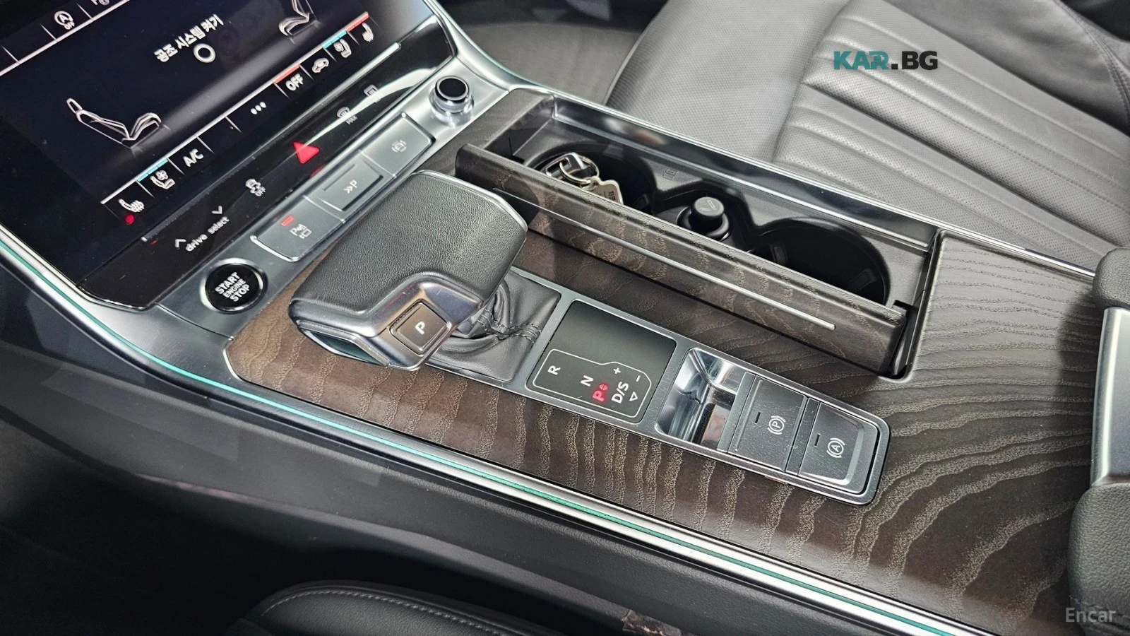 Audi A6 QUATTRO* 45TFSI* PREMIUM* DISTRONIC* 360* ОБДУХВАН, снимка 11 - Автомобили и джипове - 55726103