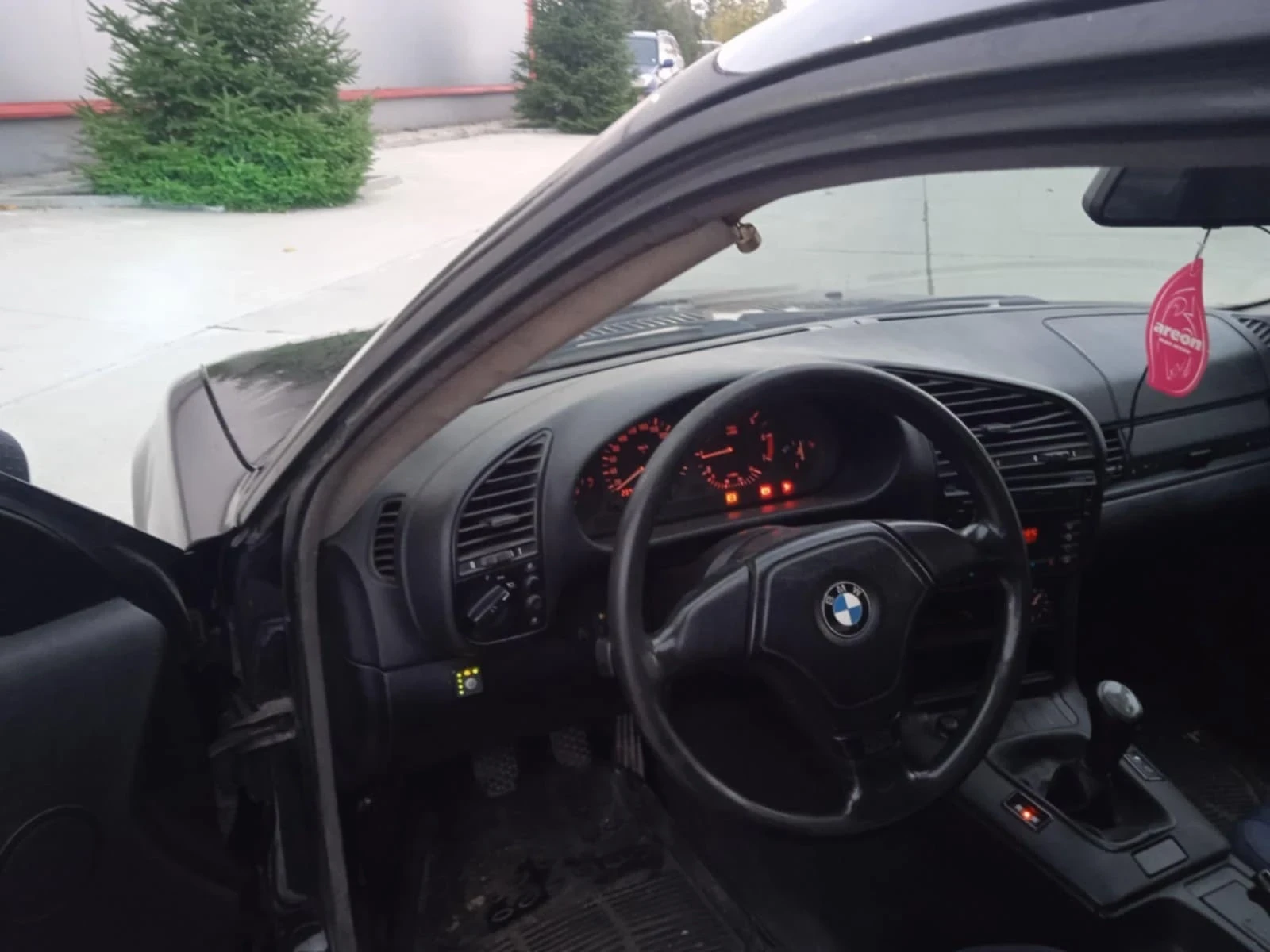 BMW 316, снимка 10 - Автомобили и джипове - 55791294
