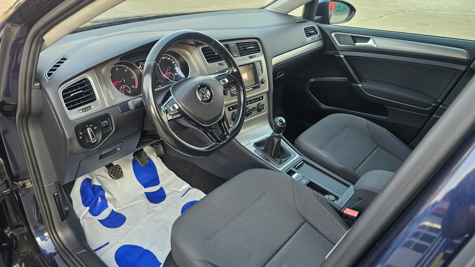 VW Golf 7   1.6TDi euro6, снимка 7 - Автомобили и джипове - 56108104