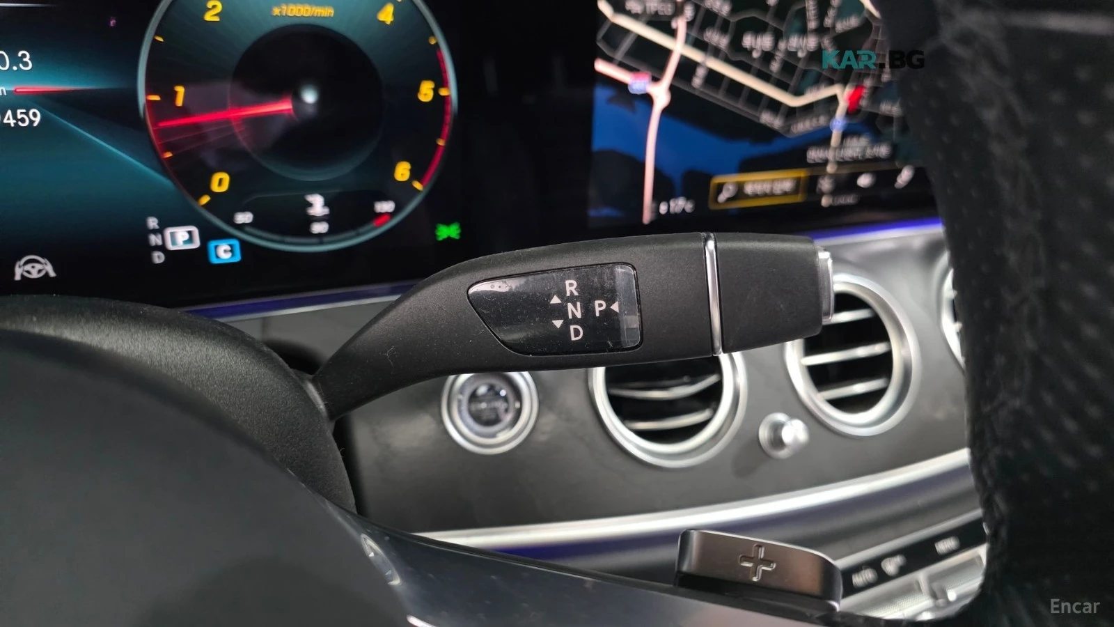Mercedes-Benz E 220 4MATIC AMG* HUD* 360* КОЖА* НАВИ* ПАНО, снимка 7 - Автомобили и джипове - 56236924