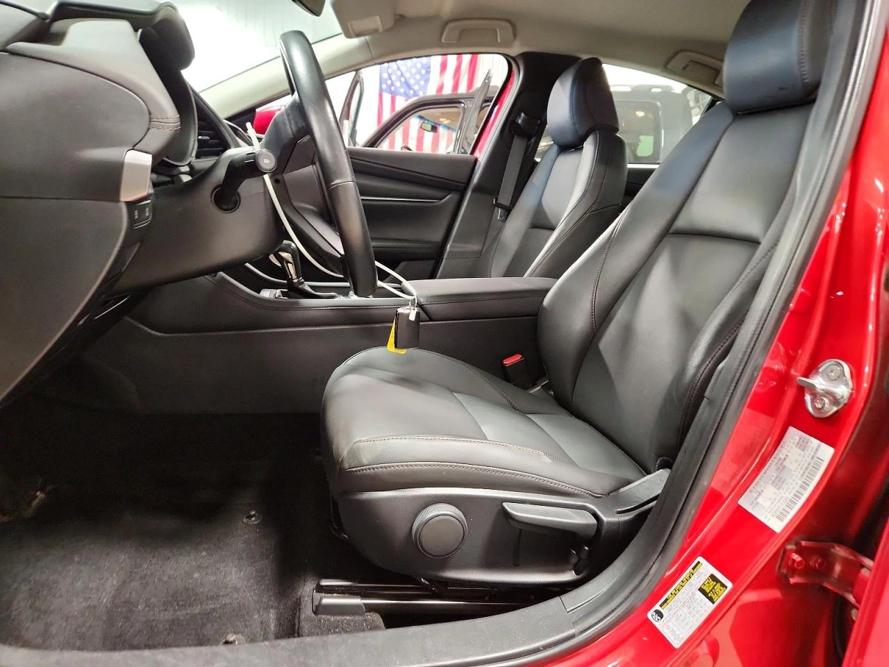 Mazda 3 2.5l Select, снимка 7 - Автомобили и джипове - 56511575