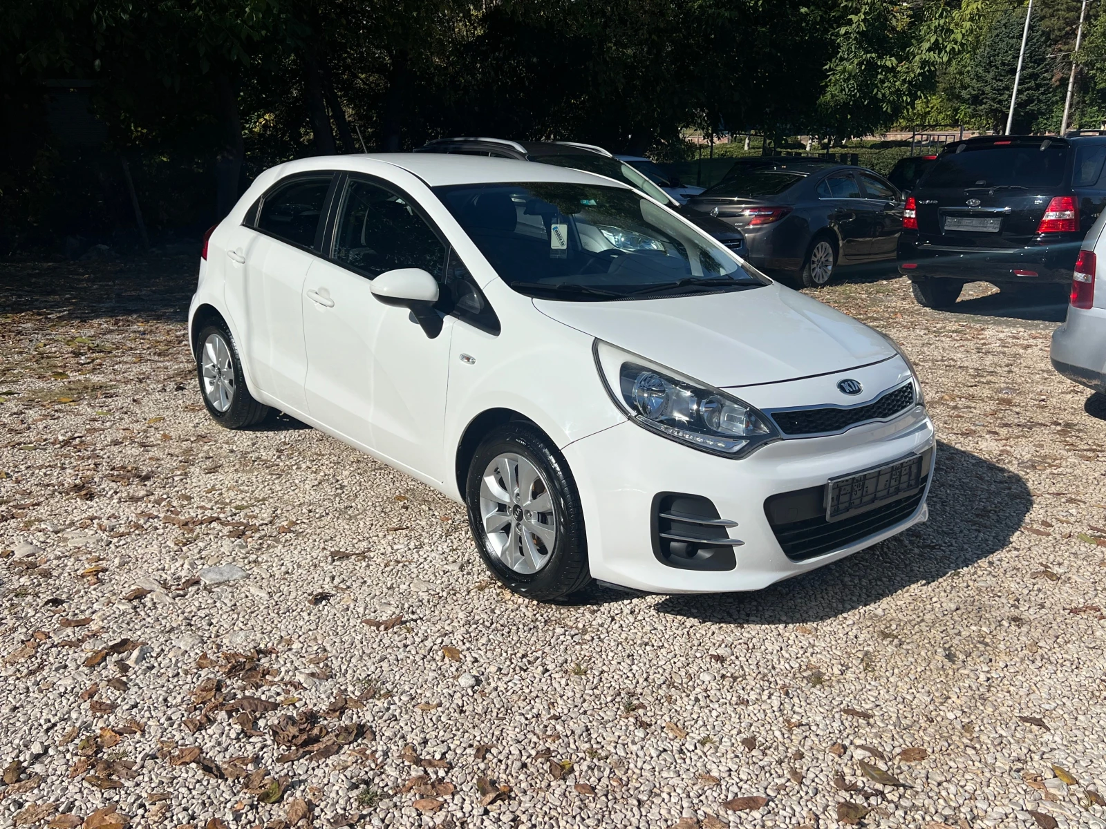 Kia Rio 1.1crdi евро 6 facelift, снимка 7 - Автомобили и джипове - 56541715