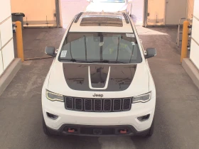 Jeep Grand cherokee Trailhawk* 8ZF* 4X4* Дистроник* Подгрев* Пано* , снимка 2