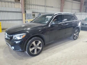  Mercedes-Benz GLC 30...