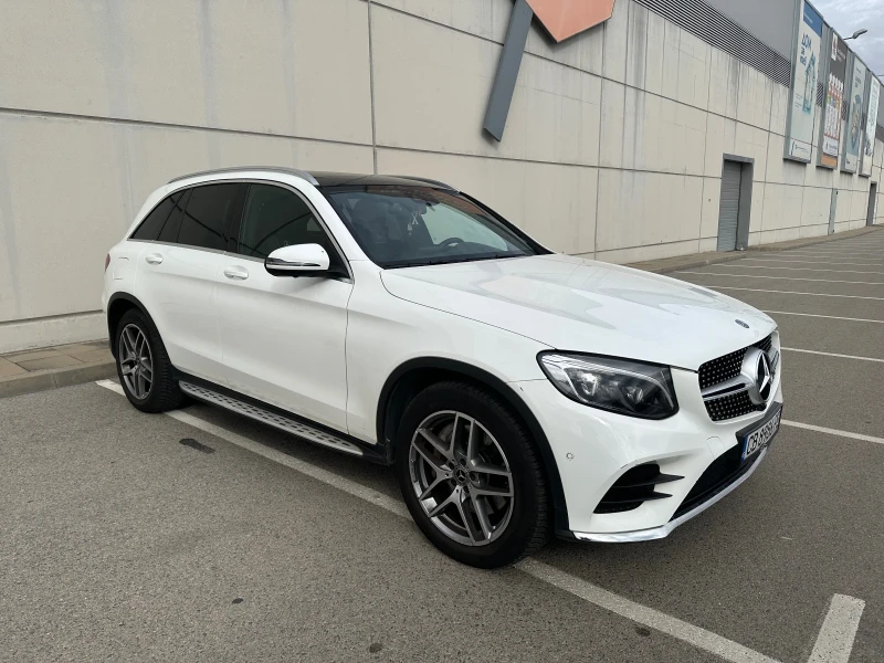 Mercedes-Benz GLC 220 AMG/Burmester/Panorama, снимка 3 - Автомобили и джипове - 52218128