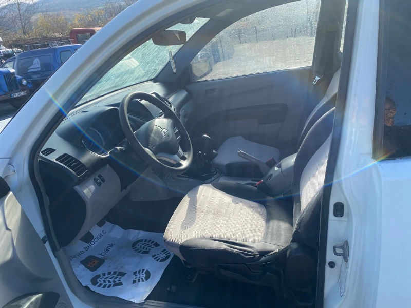 Mitsubishi L200 Швейцария, снимка 6 - Автомобили и джипове - 52566303