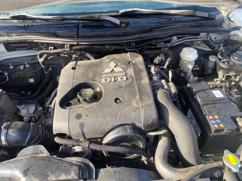 Mitsubishi L200 Швейцария, снимка 10 - Автомобили и джипове - 52566303