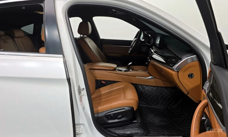 BMW X6, снимка 11 - Автомобили и джипове - 53201084