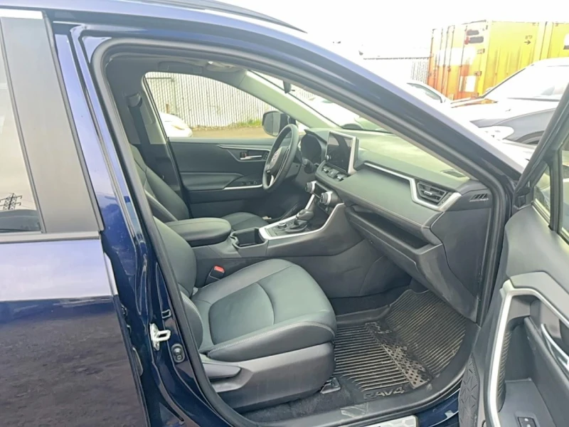 Toyota Rav4, снимка 5 - Автомобили и джипове - 53339324