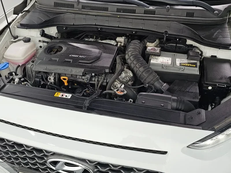 Hyundai Kona Diesel 1.6 2Wd Premium, снимка 5 - Автомобили и джипове - 55616217