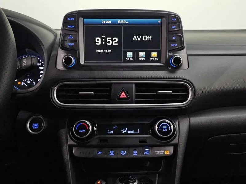Hyundai Kona Diesel 1.6 2Wd Premium, снимка 13 - Автомобили и джипове - 55616217