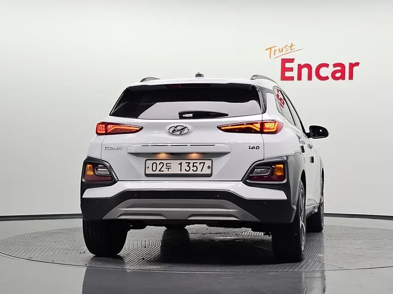 Hyundai Kona Diesel 1.6 2Wd Premium, снимка 3 - Автомобили и джипове - 55616217