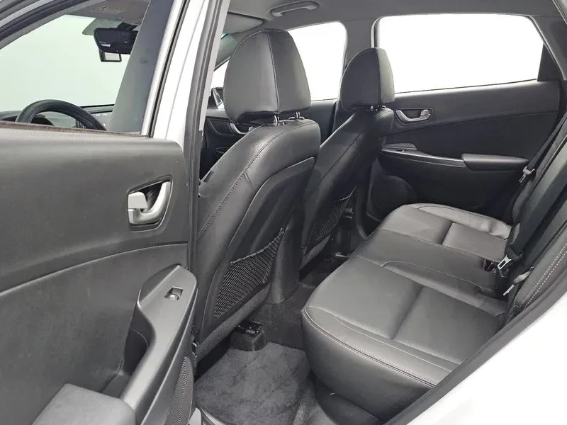 Hyundai Kona Diesel 1.6 2Wd Premium, снимка 11 - Автомобили и джипове - 55616217