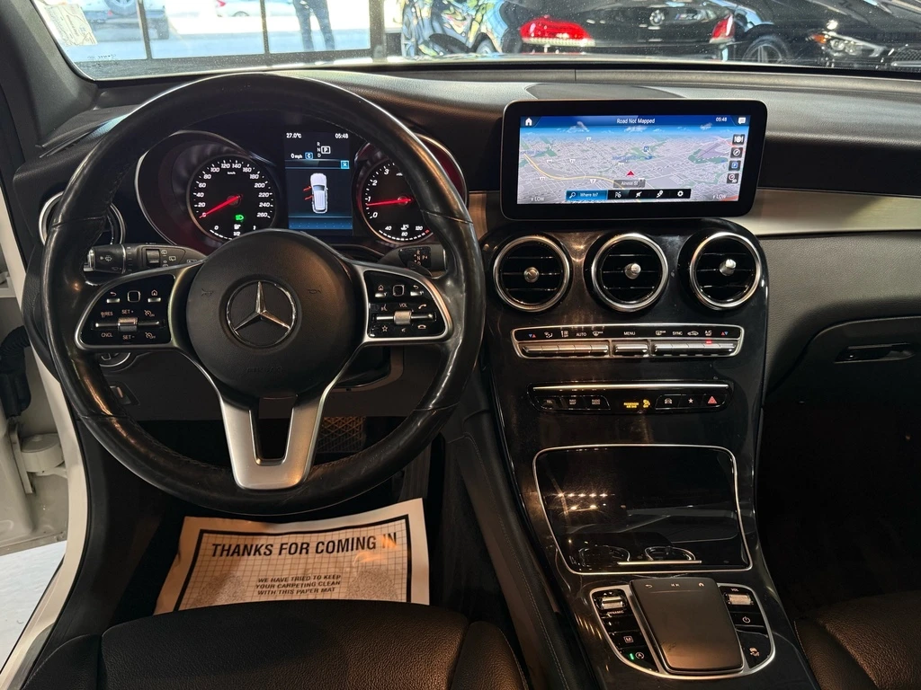 Mercedes-Benz GLC 300 AMG LINE/4MATIC/PANO/KEYLESS/CARPLAY - изображение 8