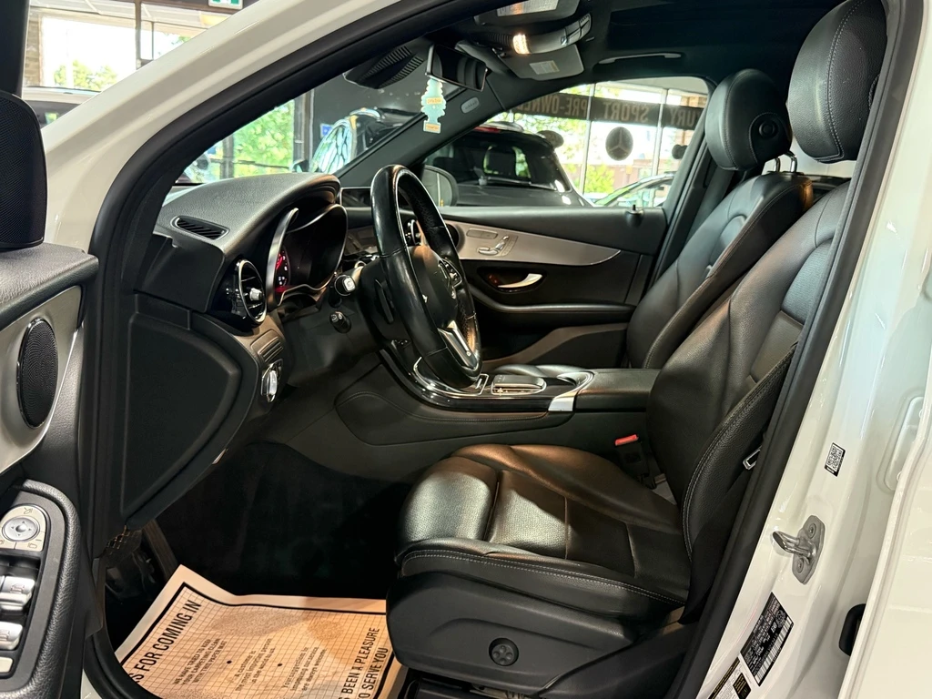 Mercedes-Benz GLC 300 AMG LINE/4MATIC/PANO/KEYLESS/CARPLAY - изображение 7
