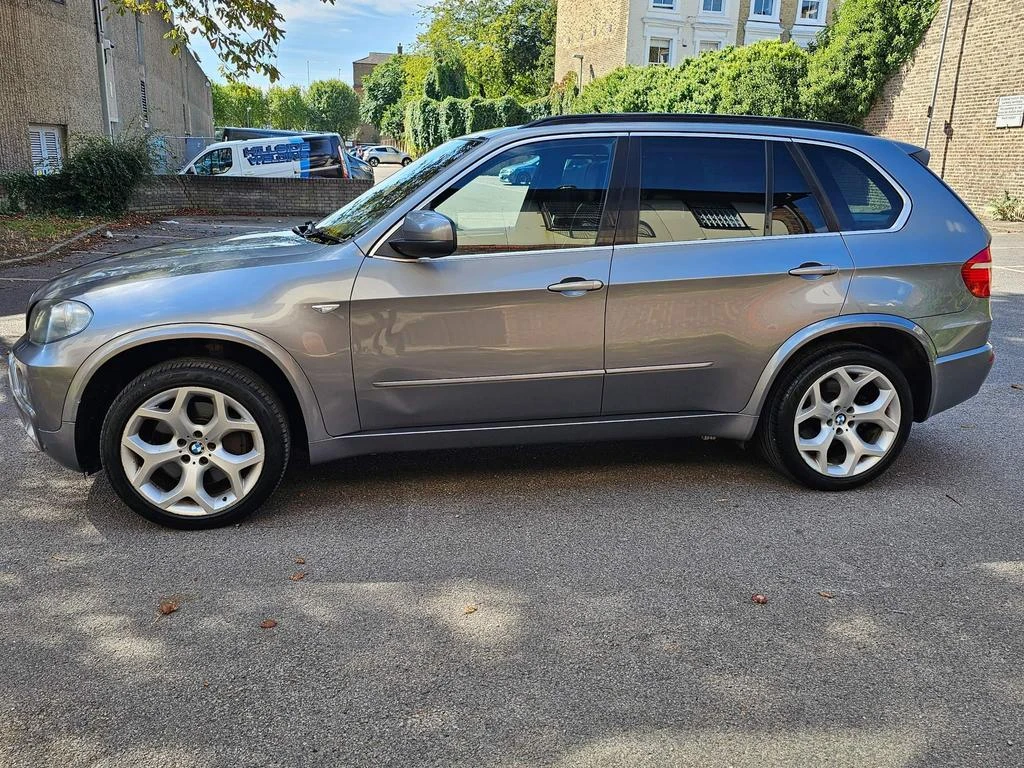 BMW X5 M Sport V8 4.8l - изображение 7
