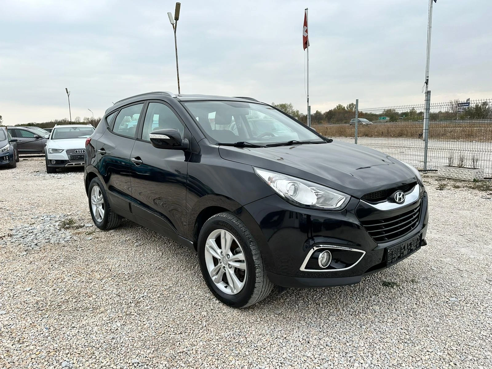 Hyundai IX35 2.0CRDI-����������� | Mobile.bg � ����������� 3