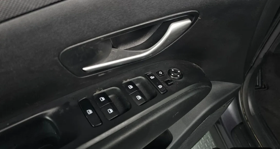 Hyundai Tucson Hybrid Premium (NX4) 4WD, снимка 16 - Автомобили и джипове - 54501816