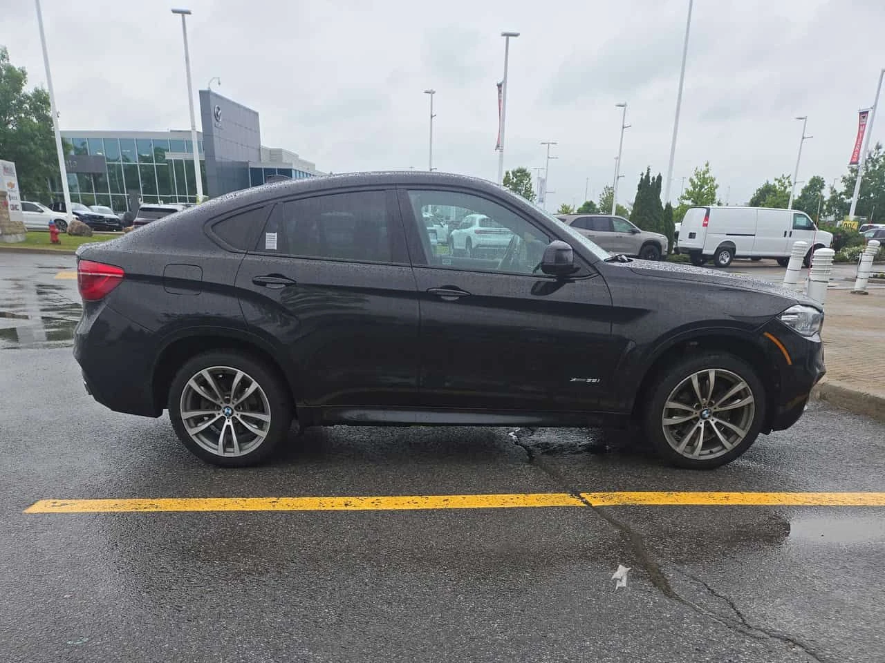 BMW X6 * xDrive35i * АВТОКРЕДИТ БЕЗ ПЪРВОНАЧАЛНА ВНОСКА* , снимка 3 - Автомобили и джипове - 54863365