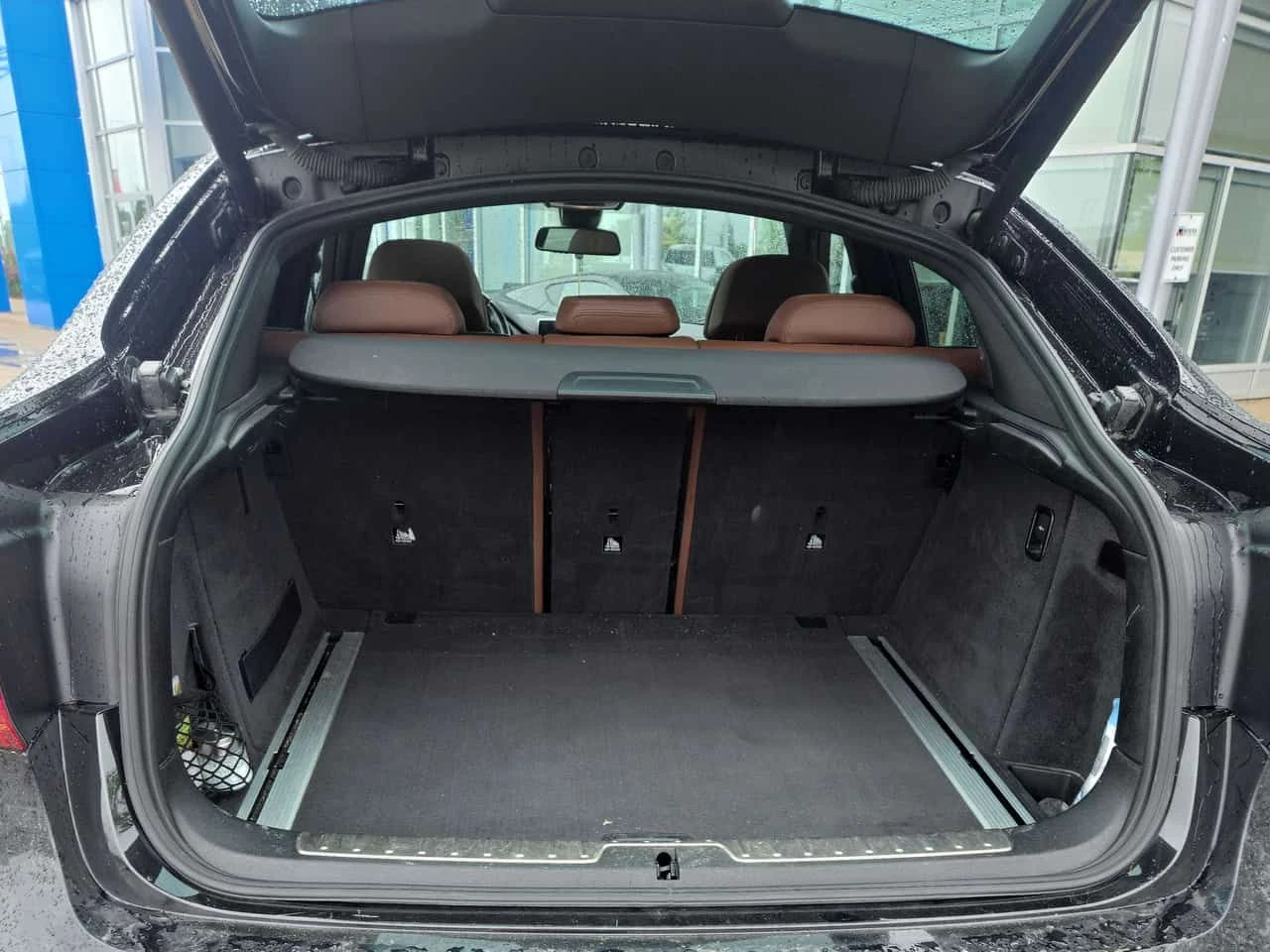 BMW X6 * xDrive35i * АВТОКРЕДИТ БЕЗ ПЪРВОНАЧАЛНА ВНОСКА* , снимка 11 - Автомобили и джипове - 54863365