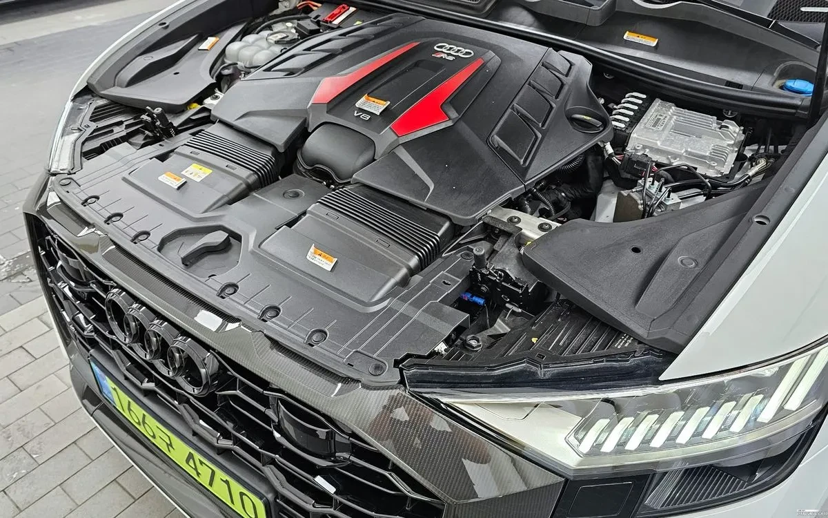 Audi RSQ8 MATRIX| HUD| B&O| DISTRONIC| ALCANTARA| SOFT-CLOSE | Mobile.bg � ����������� 17