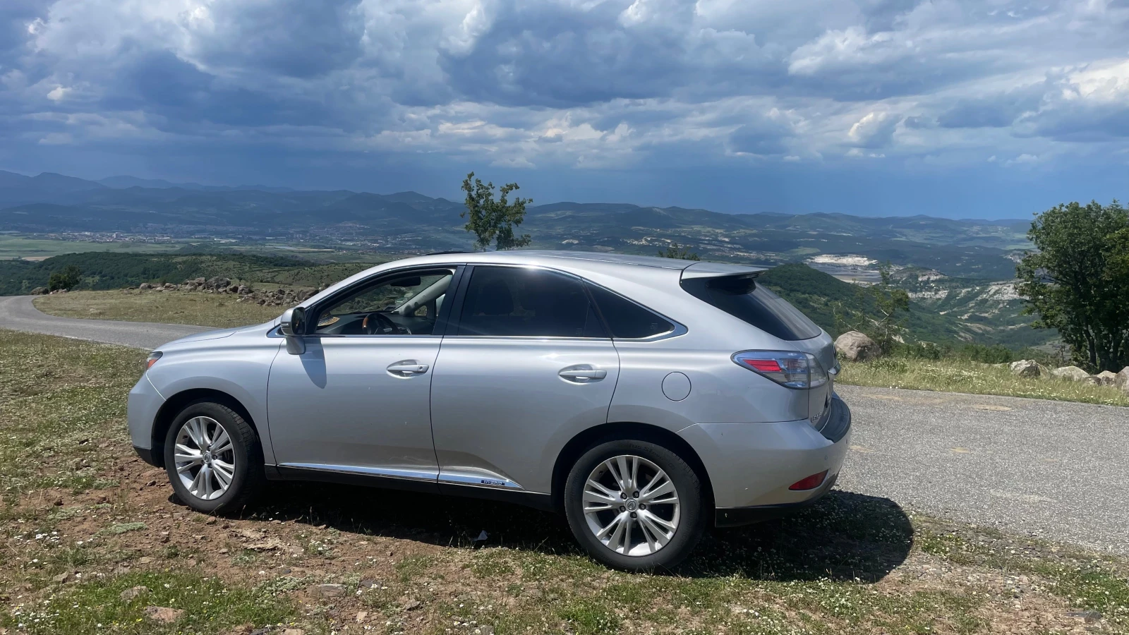 Lexus RX 450h President, снимка 2 - Автомобили и джипове - 55002580
