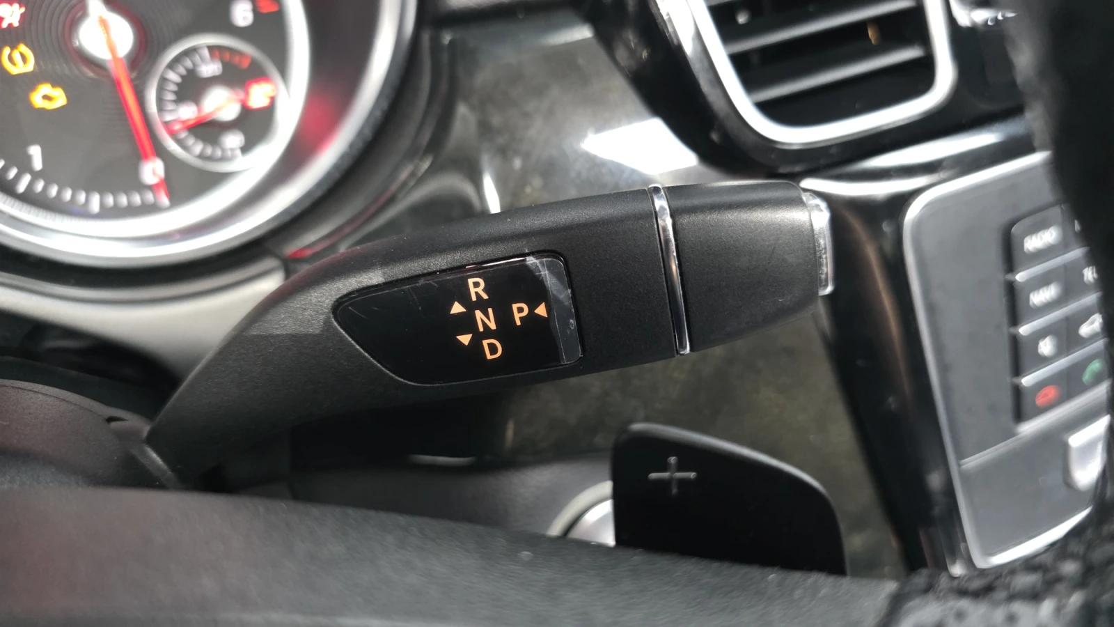 Mercedes-Benz GLE 250 ЕЛ. БАГАЖНИК* BLIND SPOT* ЛЮК* КРАЙНА ЦЕНА, снимка 9 - Автомобили и джипове - 55367147