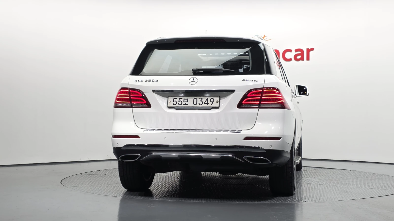 Mercedes-Benz GLE 250 ЕЛ. БАГАЖНИК* BLIND SPOT* ЛЮК* КРАЙНА ЦЕНА, снимка 4 - Автомобили и джипове - 55367147