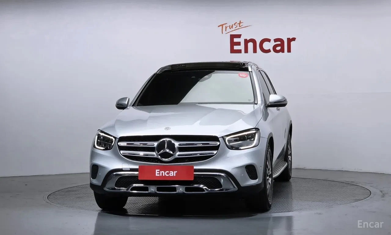 Mercedes-Benz GLC 300 4MATIC* ХЕДЪП* КАМЕРА* ДИГИТАЛНО* ТАБЛО* , снимка 3 - Автомобили и джипове - 55929731