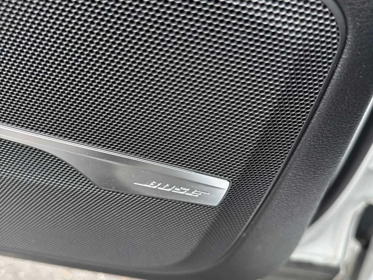Audi Q7 Technik | CARFAX | АВТОКРЕДИТ БЕЗ ПЪРВОНАЧАЛНА , снимка 12 - Автомобили и джипове - 56321919