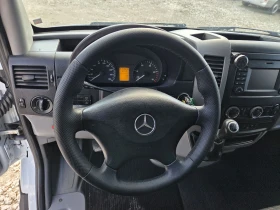 Mercedes-Benz Sprinter 316 3 БРОЯ, Климатик, Падащ борд, Навигация, снимка 10