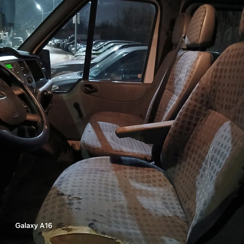 Ford Transit, снимка 13 - Бусове и автобуси - 53471570