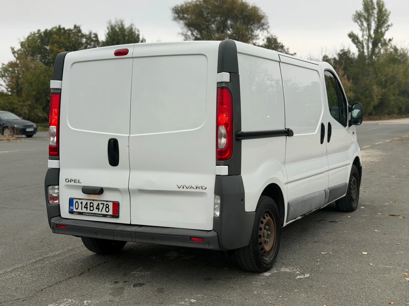 Opel Vivaro, снимка 4 - Бусове и автобуси - 56647212