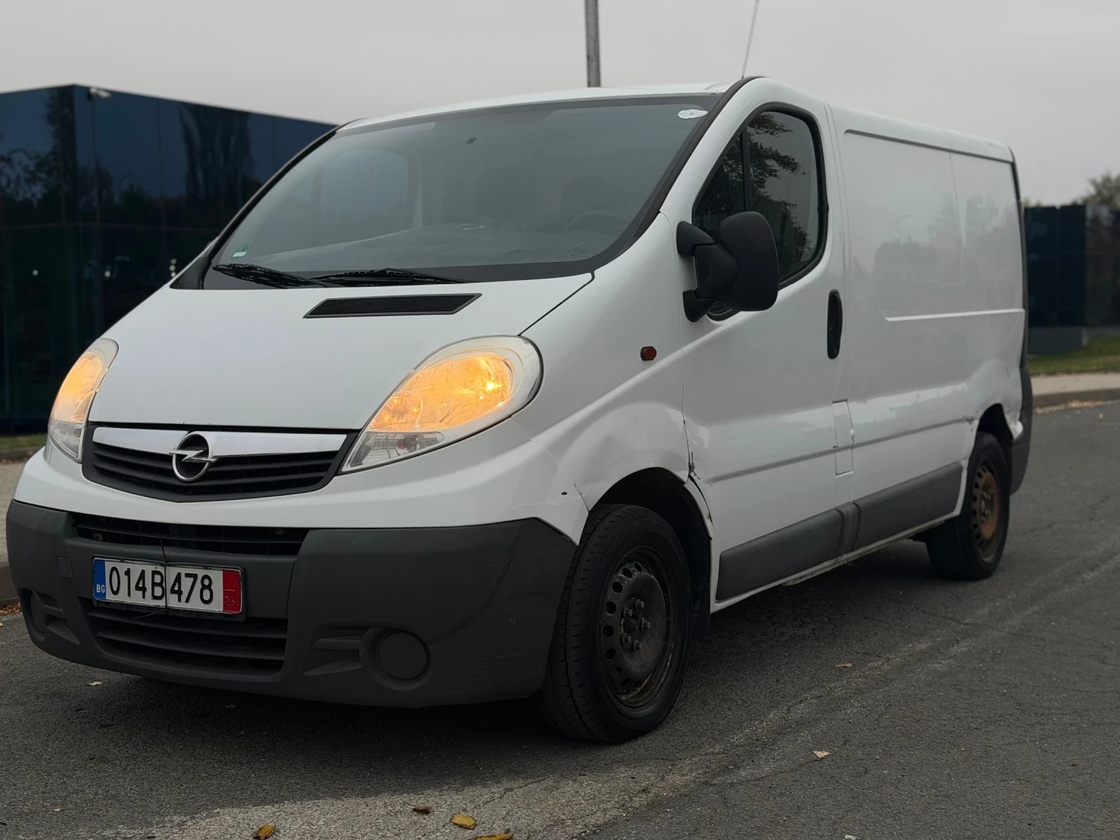 Opel Vivaro, снимка 3 - Бусове и автобуси - 56647212